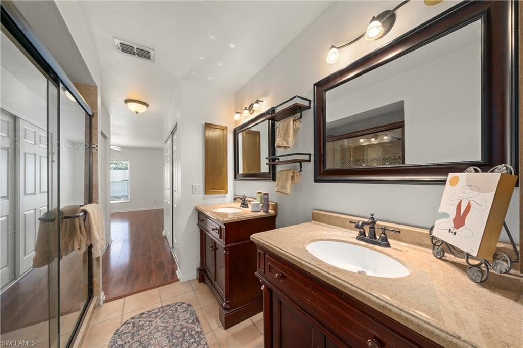 15068 Cloverdale DR-20