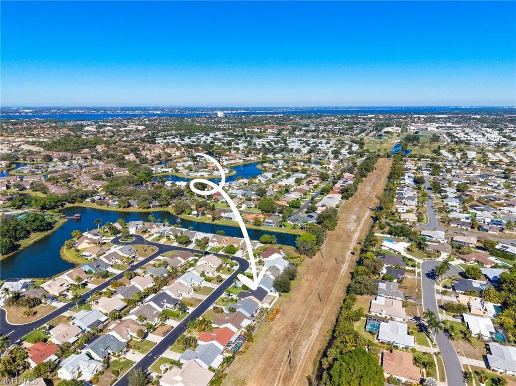 15068 Cloverdale DR-38