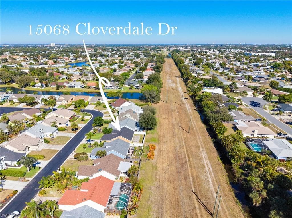 15068 Cloverdale DR-33