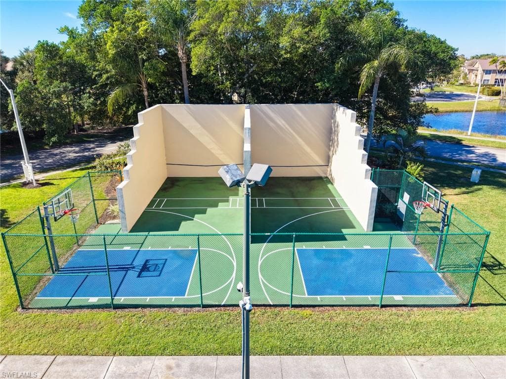 15068 Cloverdale DR-45