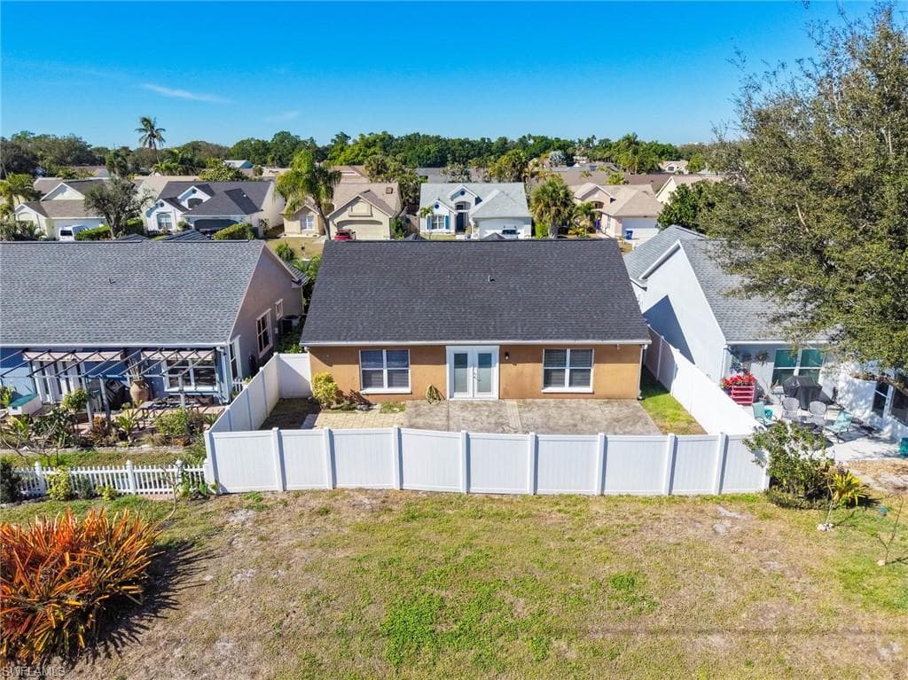 15068 Cloverdale DR-31