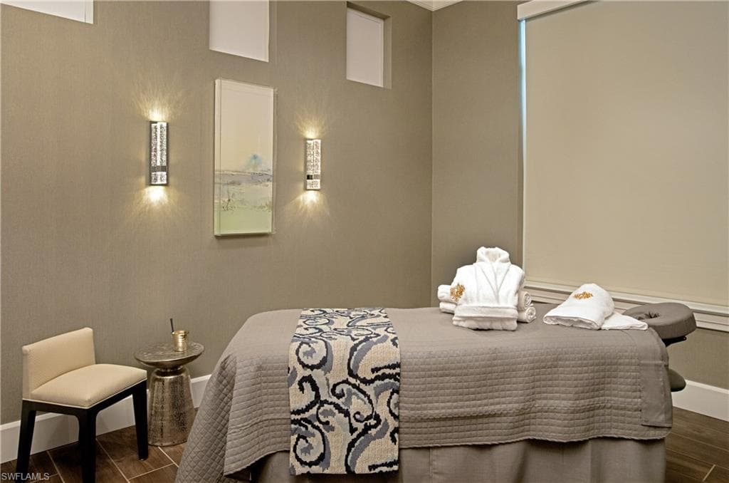 11270 Jacana CT 2104-33