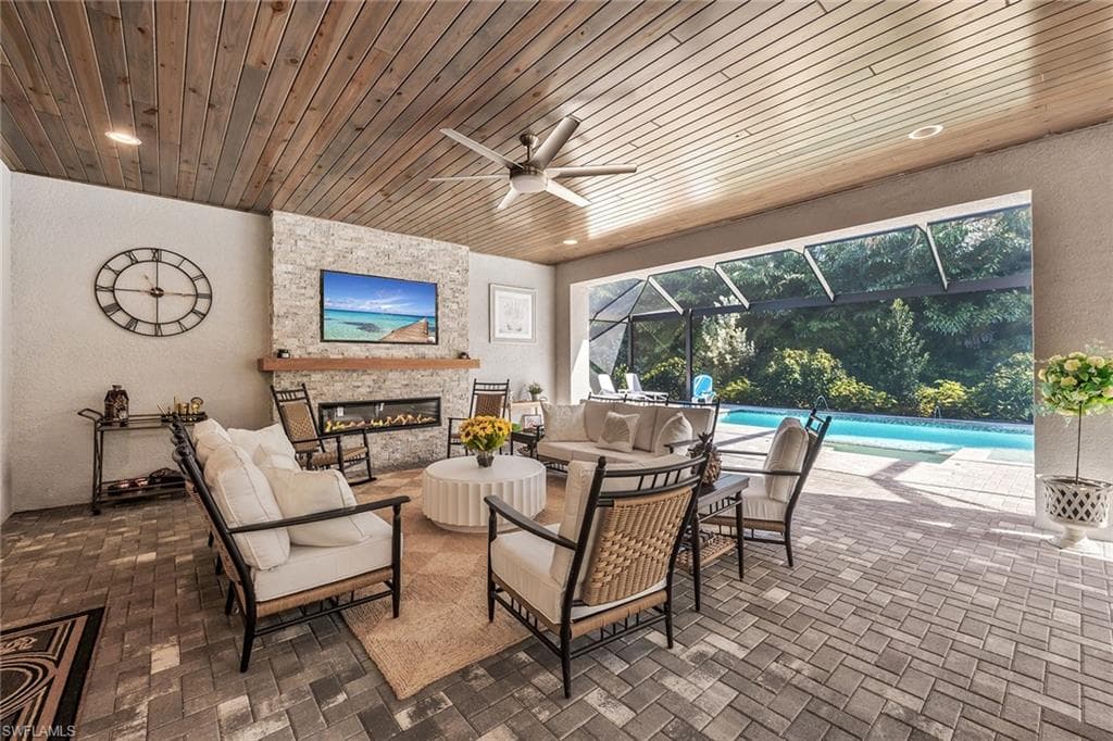 12338 Lavender AVE-33