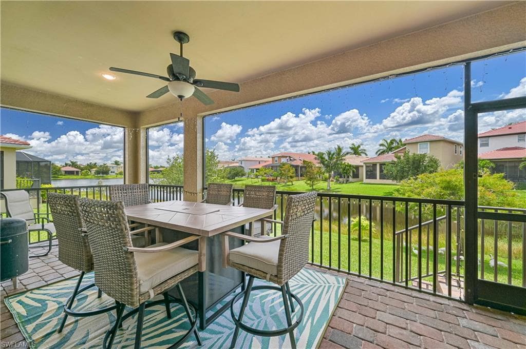 8641 Banyan Bay BLVD-9