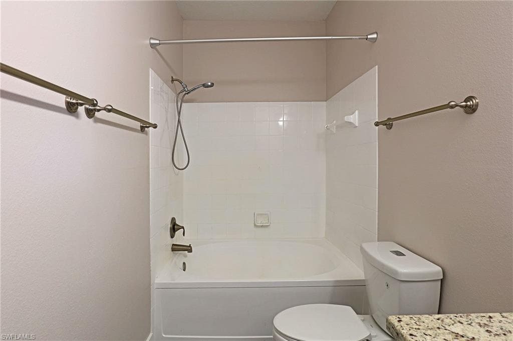 11480 Villa Grand 123-11
