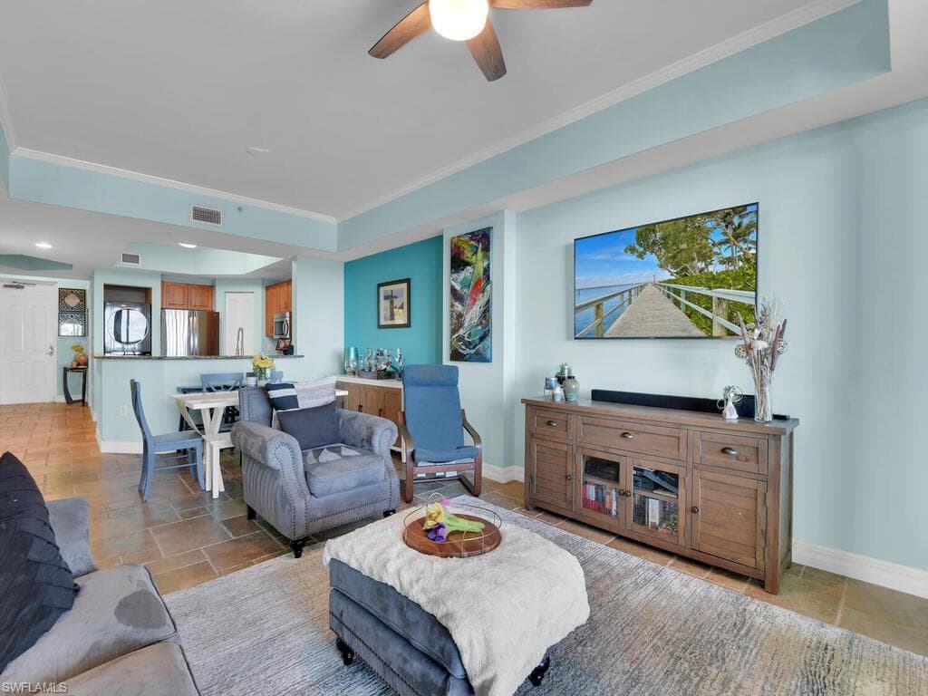 2797 1st ST 1605-12