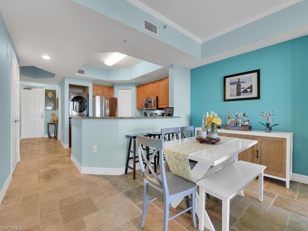 2797 1st ST 1605-7
