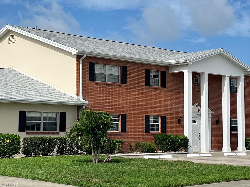 1356 Myerlee Country Club BLVD 2-2