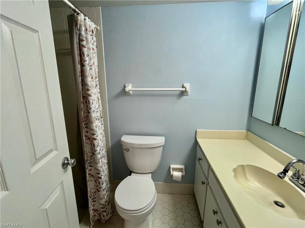 1356 Myerlee Country Club BLVD 2-28
