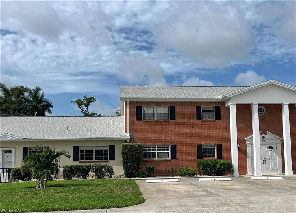 1356 Myerlee Country Club BLVD 2-5