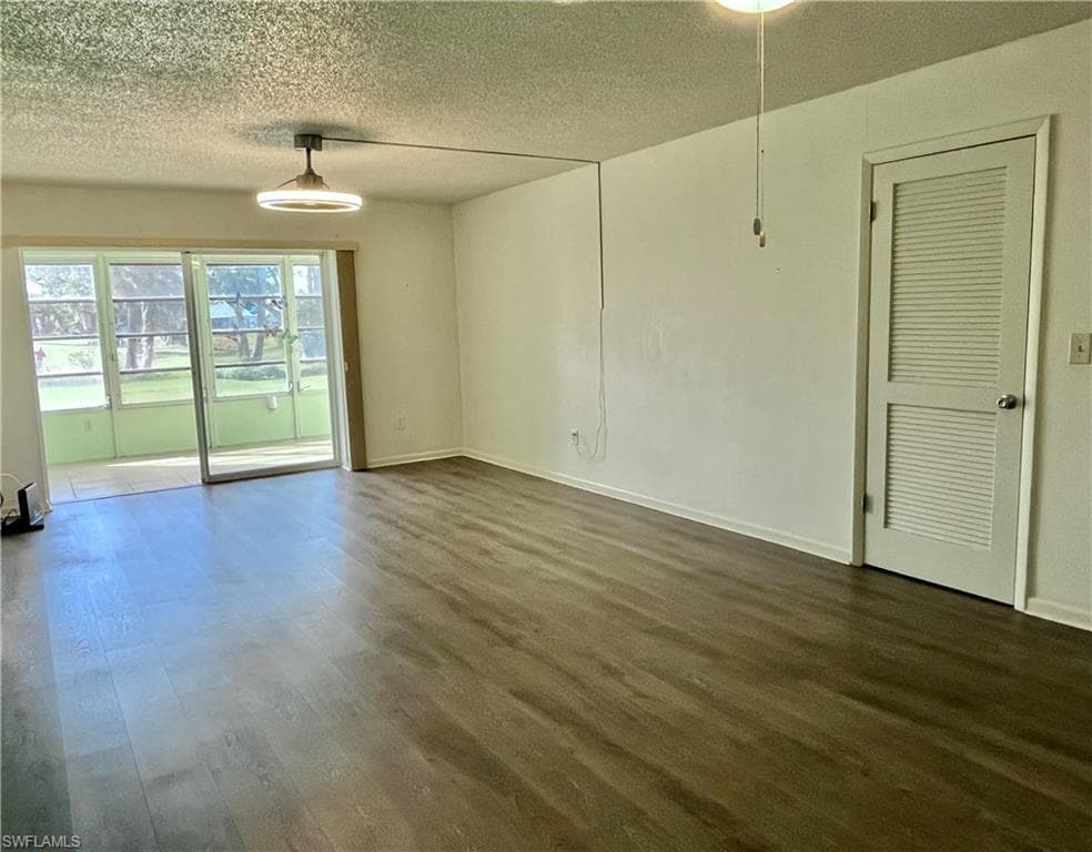 1356 Myerlee Country Club BLVD 2-18