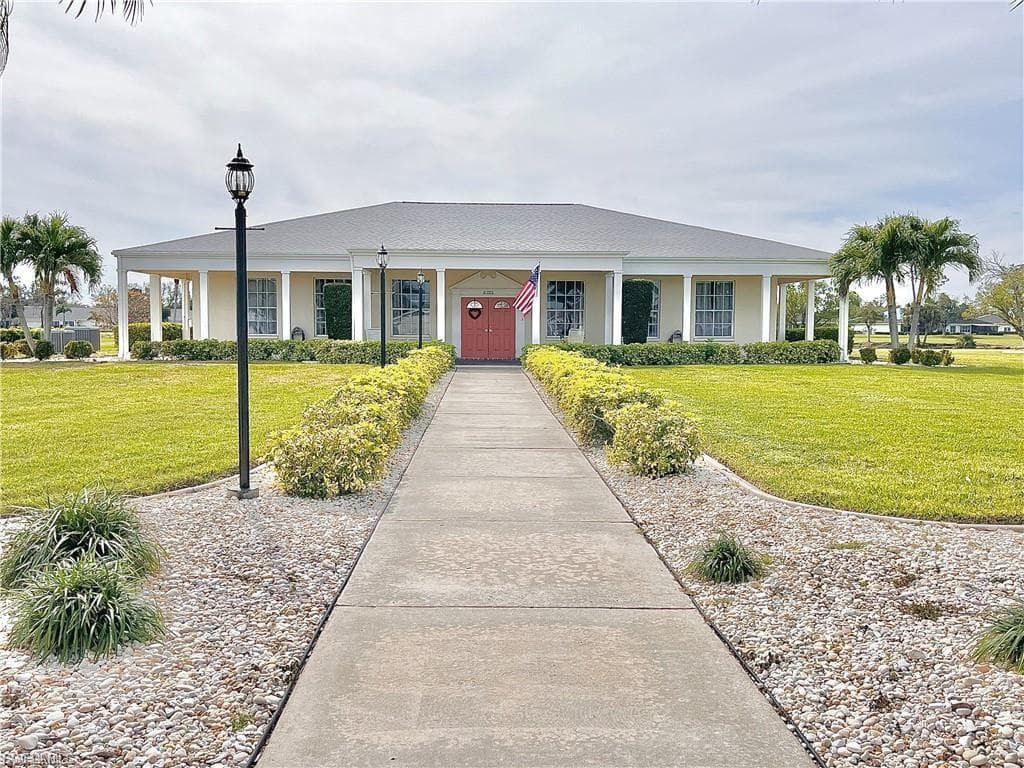 1356 Myerlee Country Club BLVD 2-35