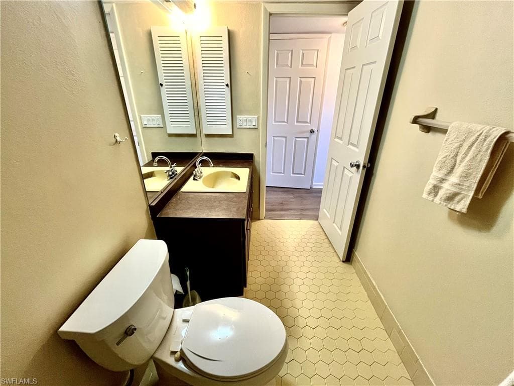 1356 Myerlee Country Club BLVD 2-31
