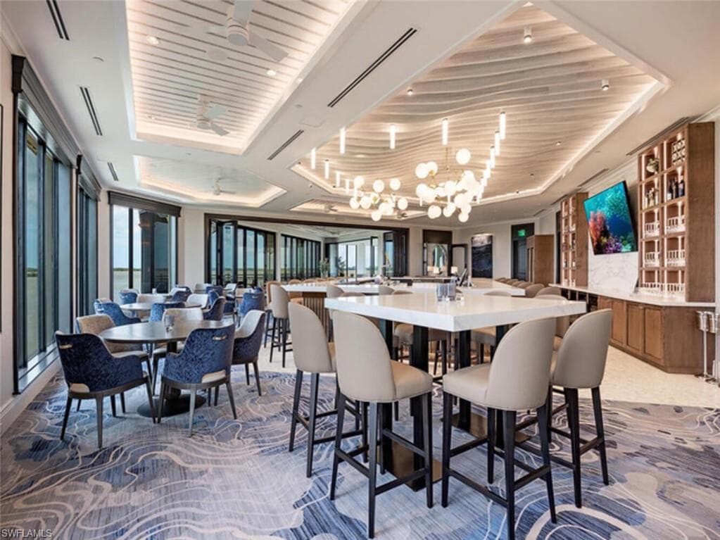 23850 Via Italia CIR 403-33