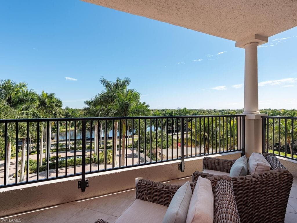 23850 Via Italia CIR 403-18