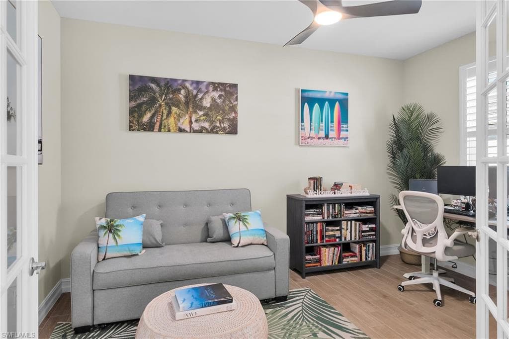 1035 Enbrook LOOP-16