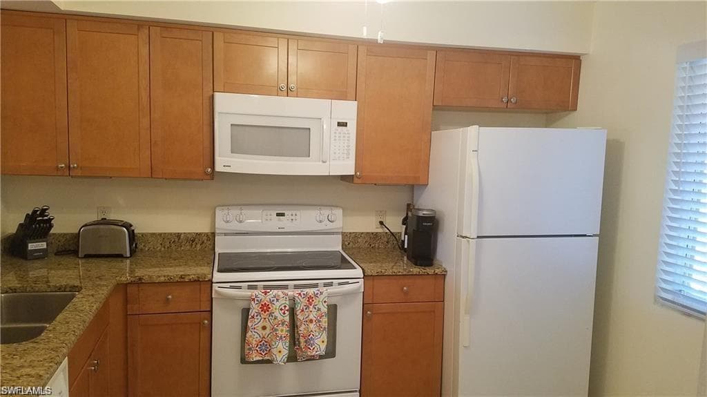 1075 Foxfire LN 309-3