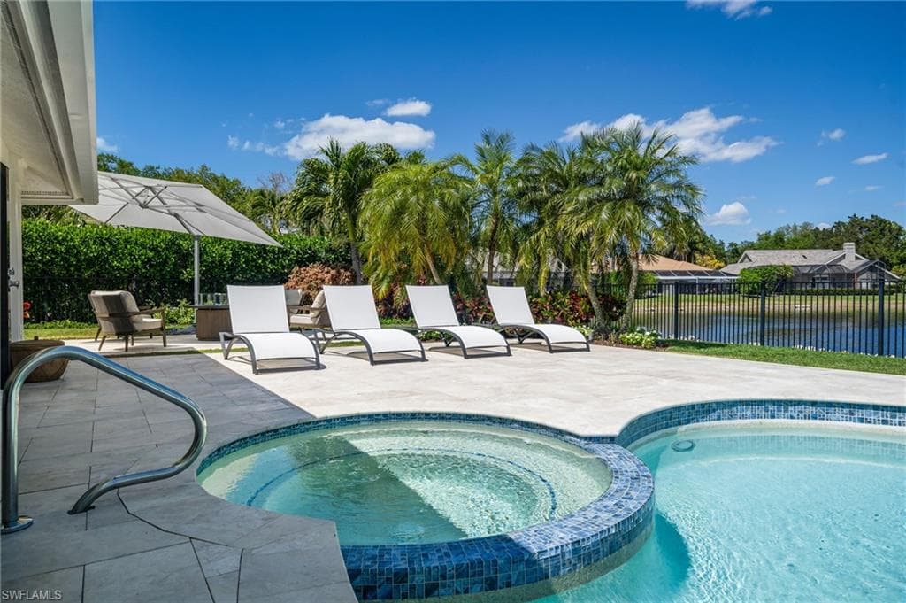 805 Lake Vista CT-43
