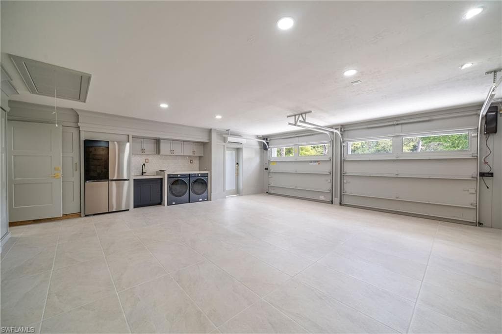 805 Lake Vista CT-31
