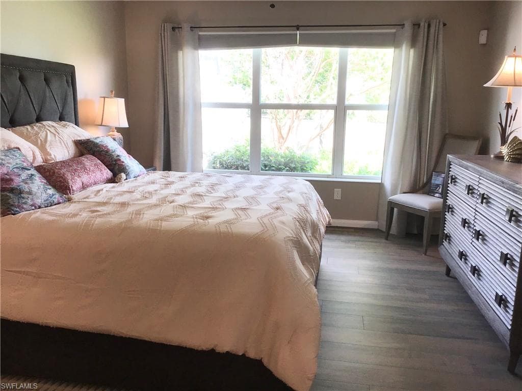 7310 Salerno CT-17