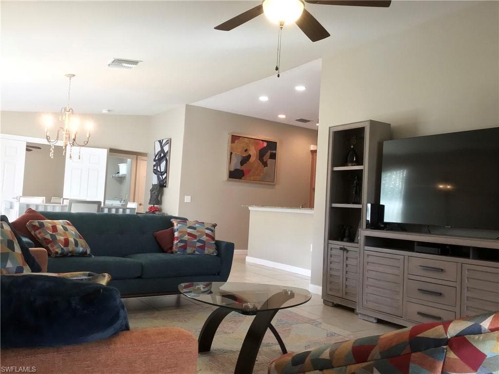 7310 Salerno CT-11