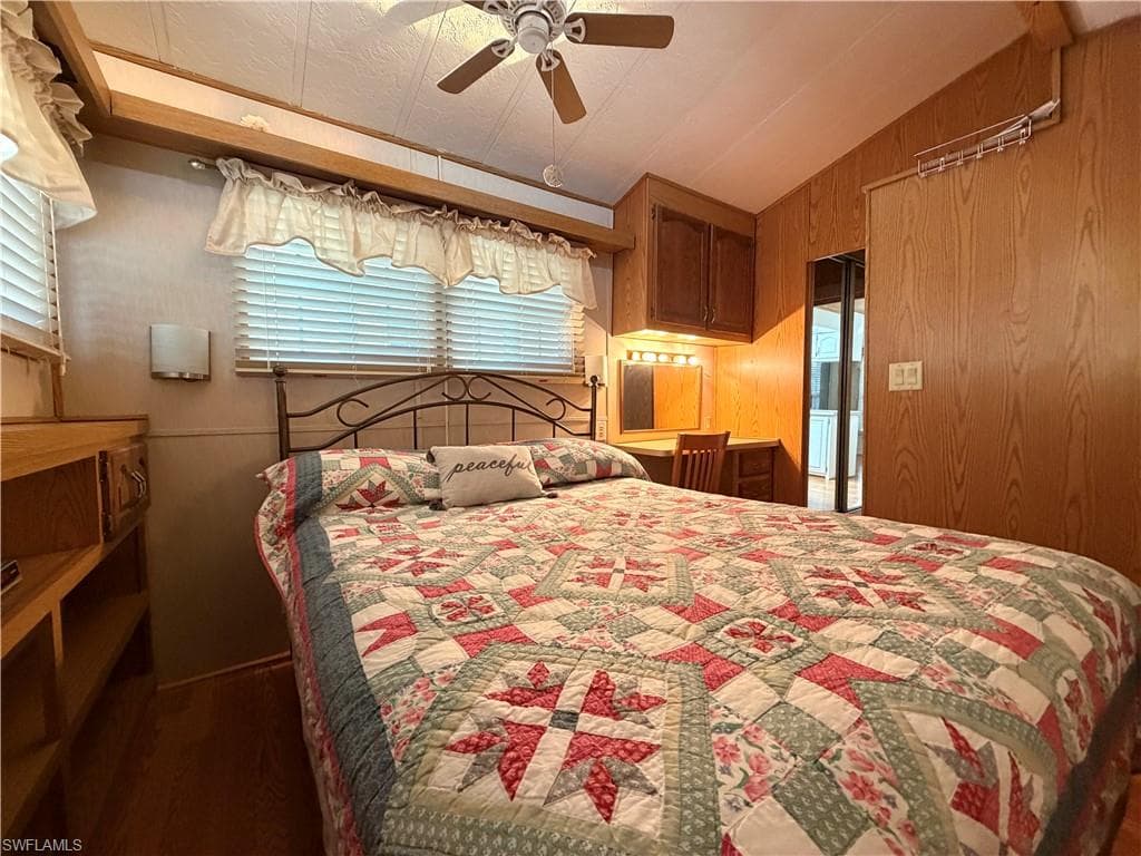 4710 Split Log LN W-17