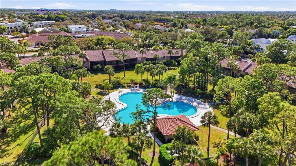 3231 Horse Carriage WAY 10-32