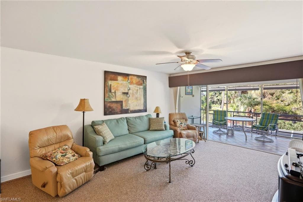 215 Cypress WAY E E3-3