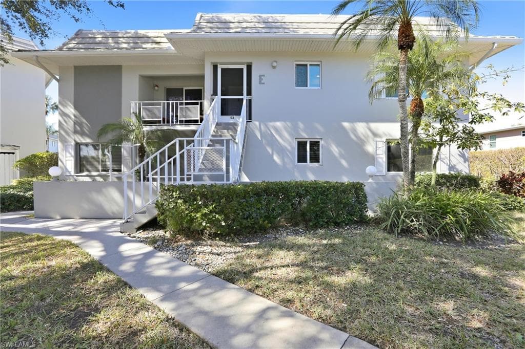 215 Cypress WAY E E3-1