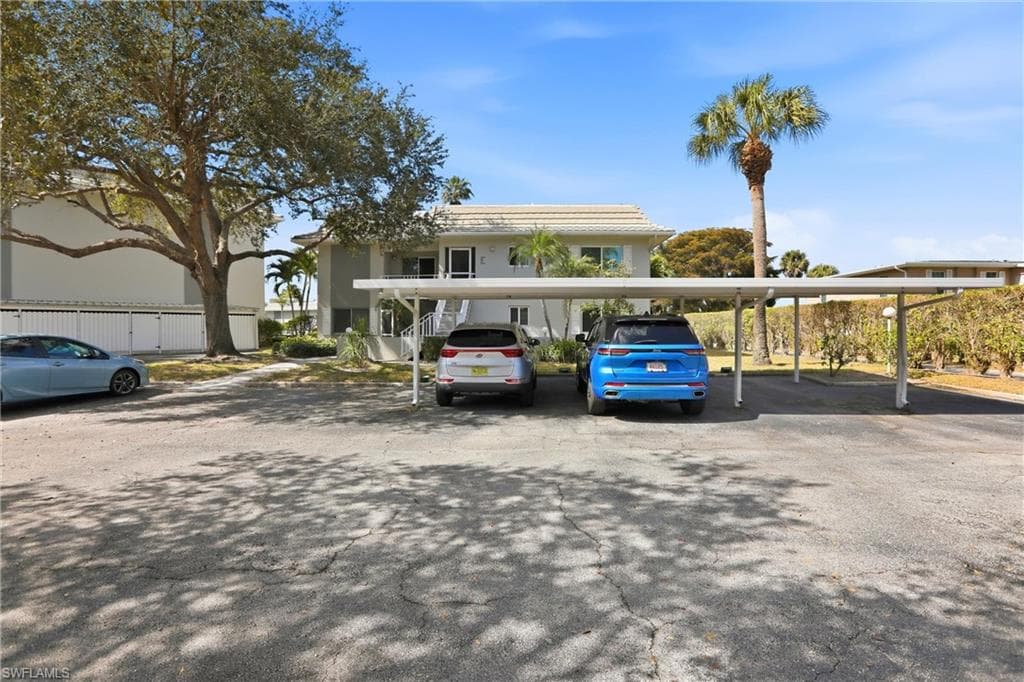 215 Cypress WAY E E3-39