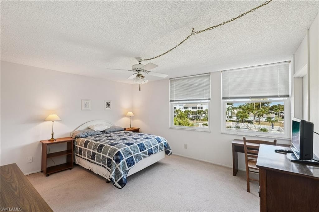 5959 Winkler RD 305-19