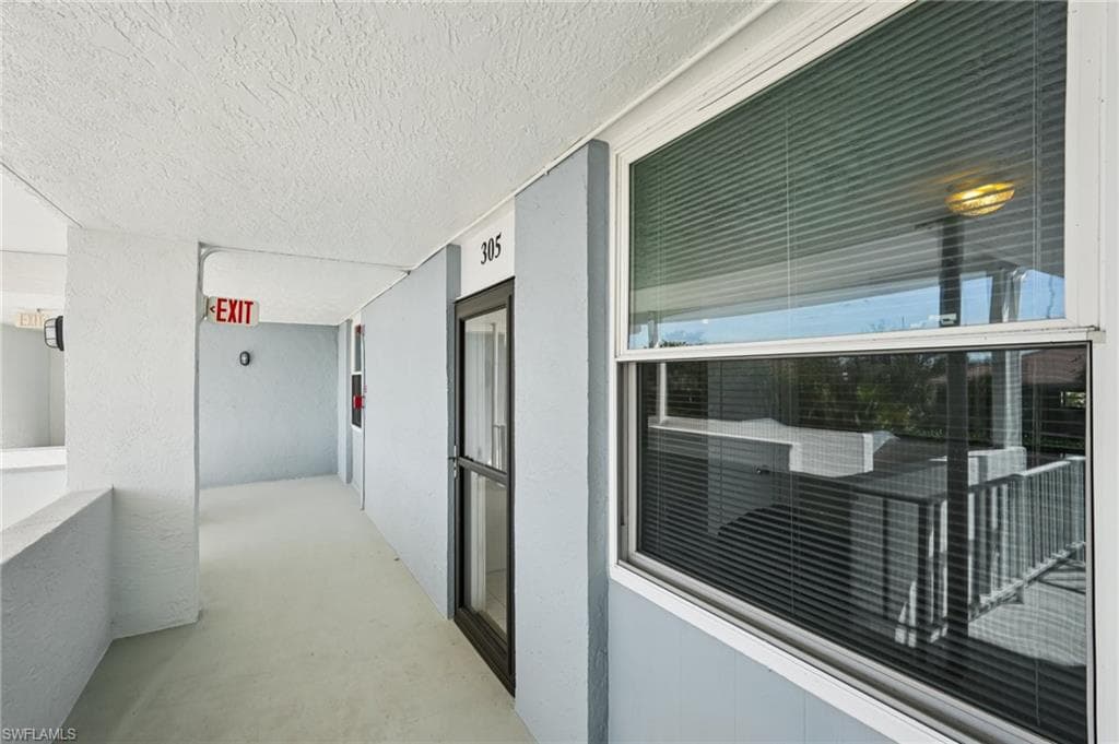 5959 Winkler RD 305-4