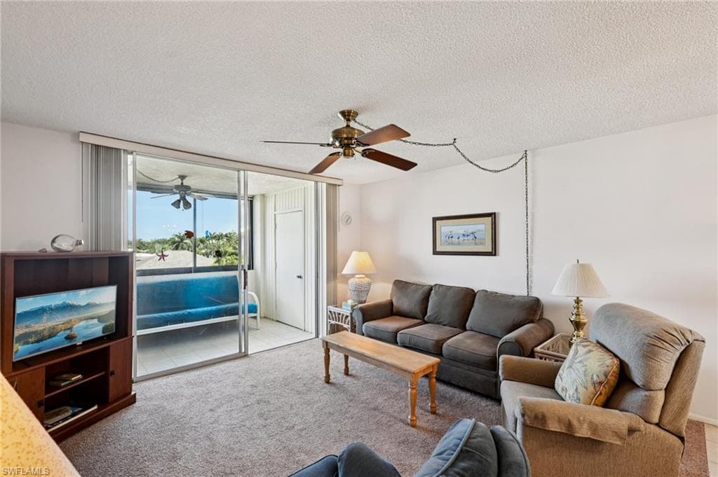 5959 Winkler RD 305-8