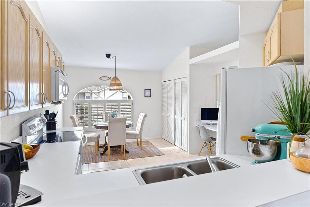 13021 Hamilton Harbour DR S5-16