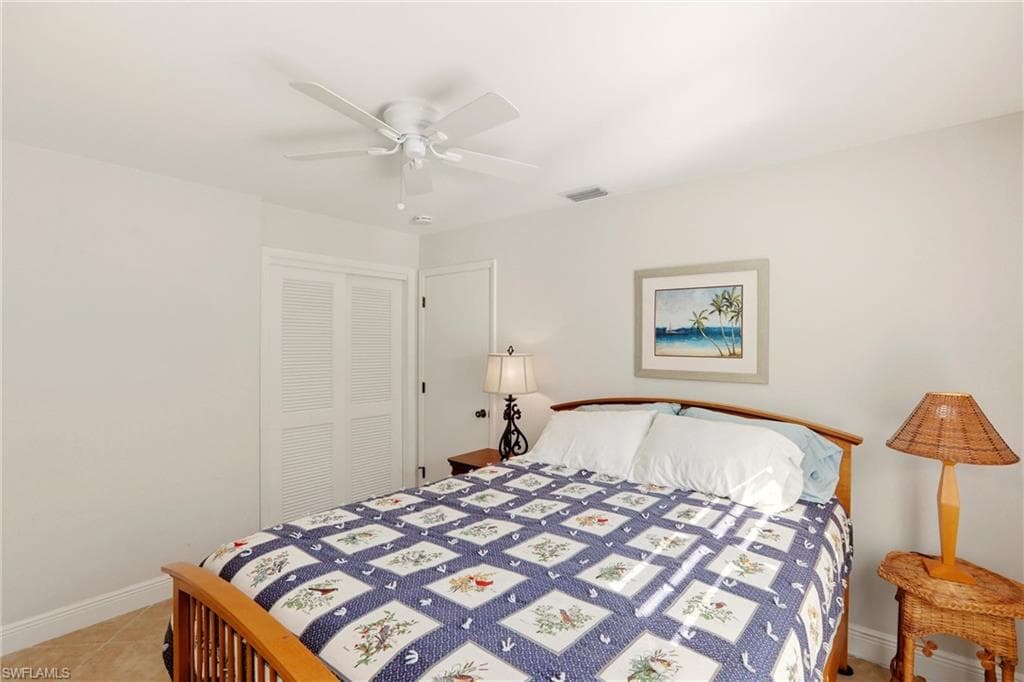 142 Old Tamiami TRL-30