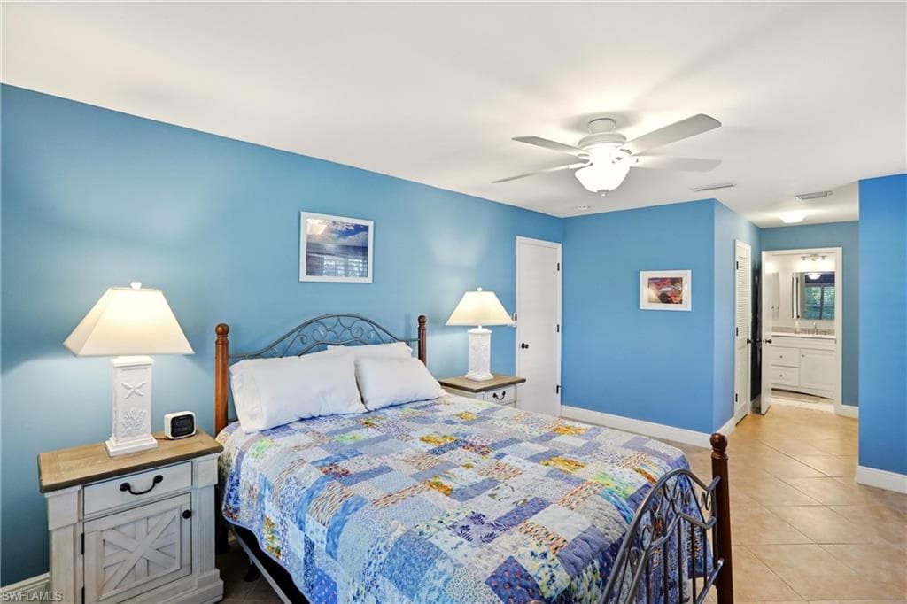 142 Old Tamiami TRL-4