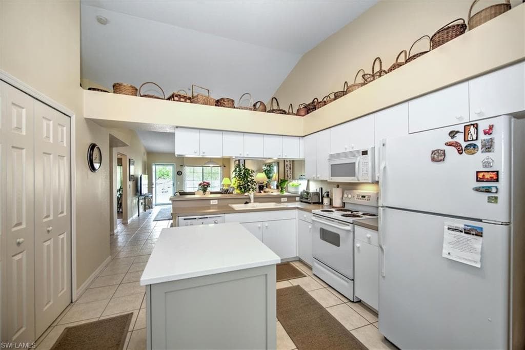 25741 Lake Amelia WAY 202-12
