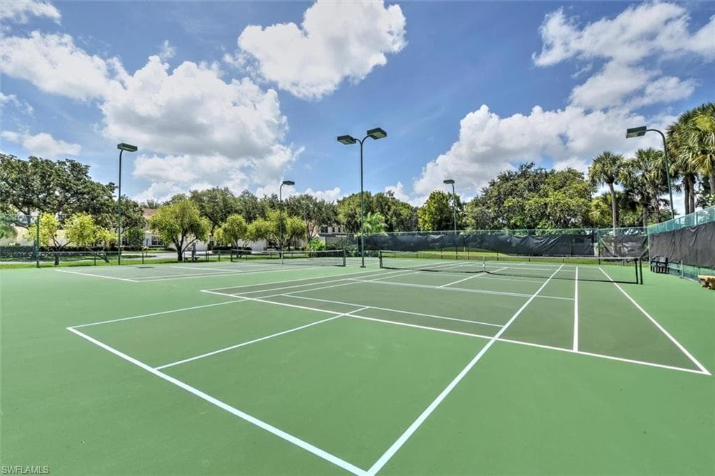 25741 Lake Amelia WAY 202-30