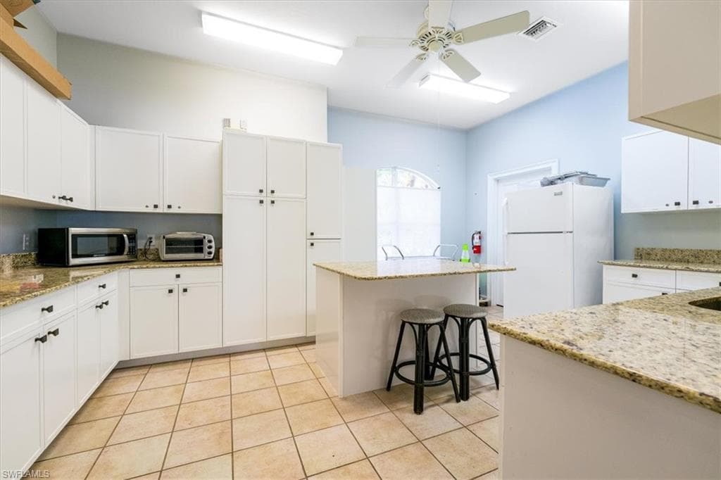 22855 Forest Ridge DR-48