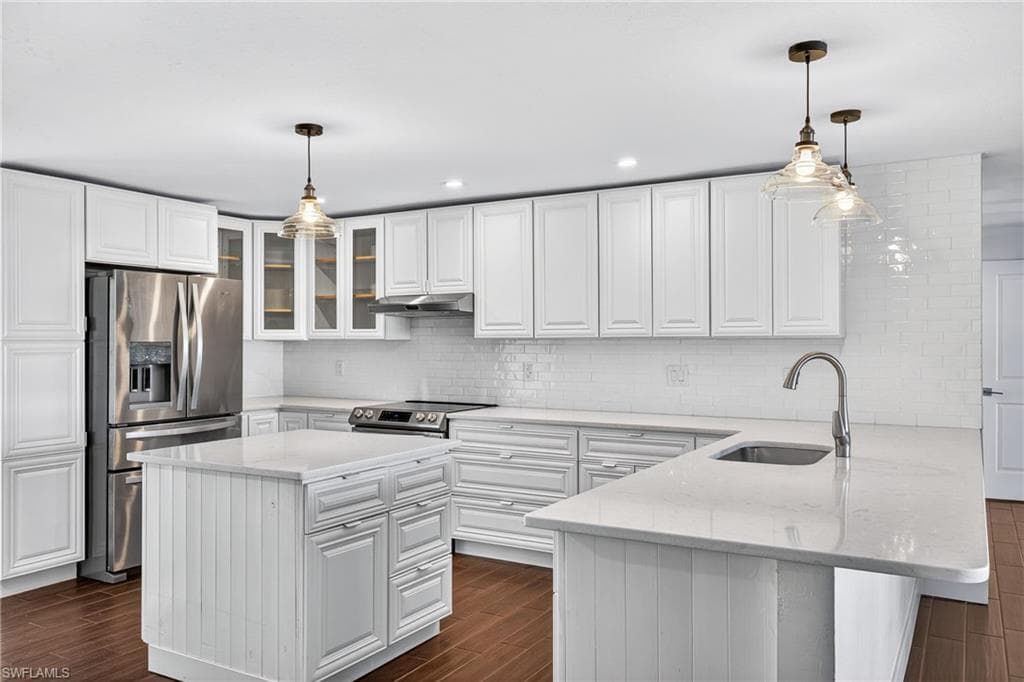 541 Bayside DR-9