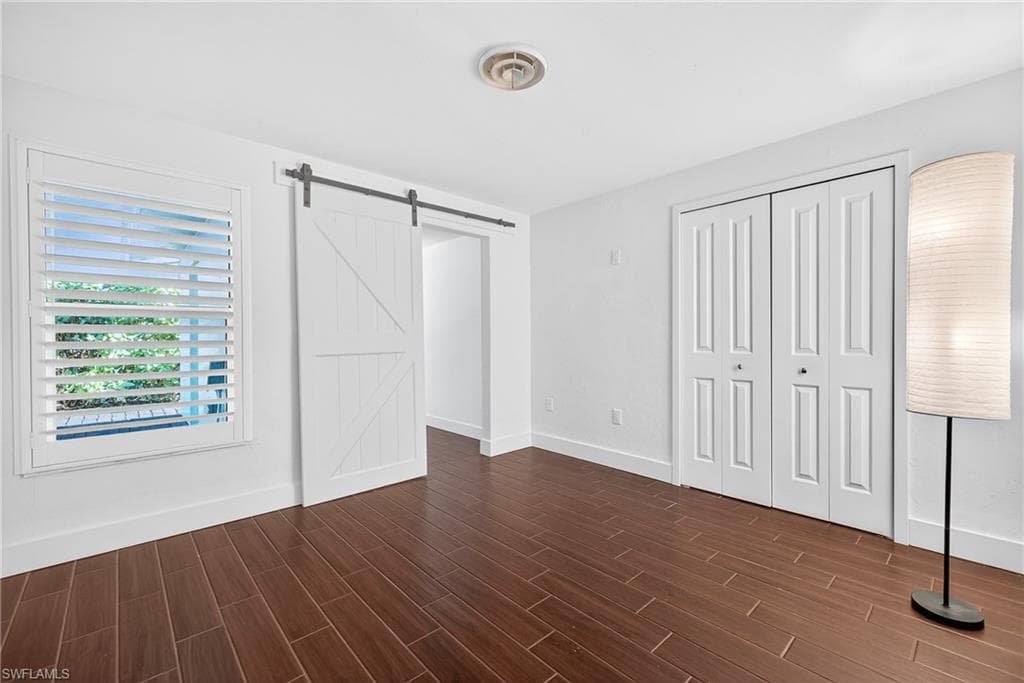 541 Bayside DR-15