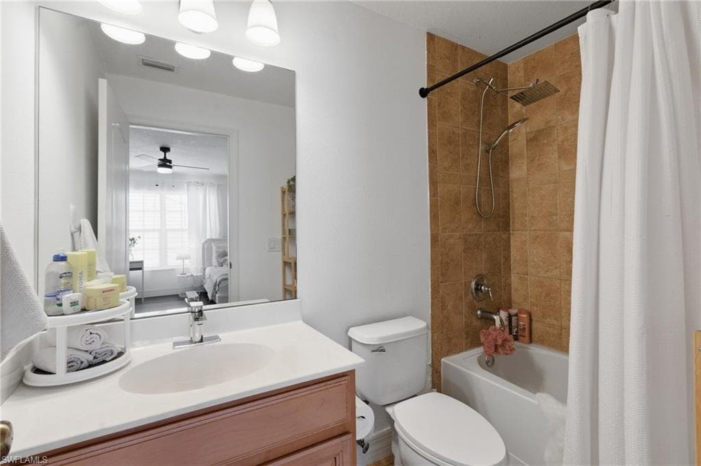 2452 Blackburn CIR-43