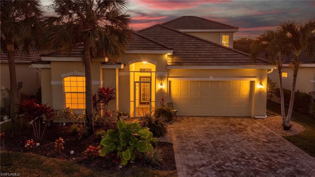2452 Blackburn CIR-12