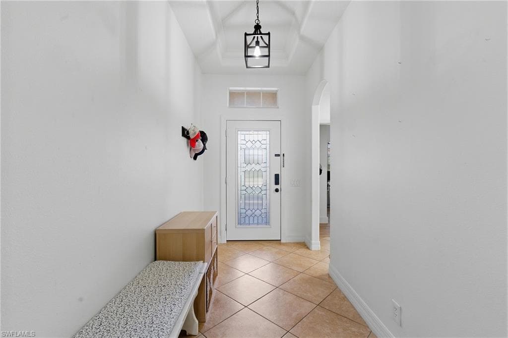 2452 Blackburn CIR-22