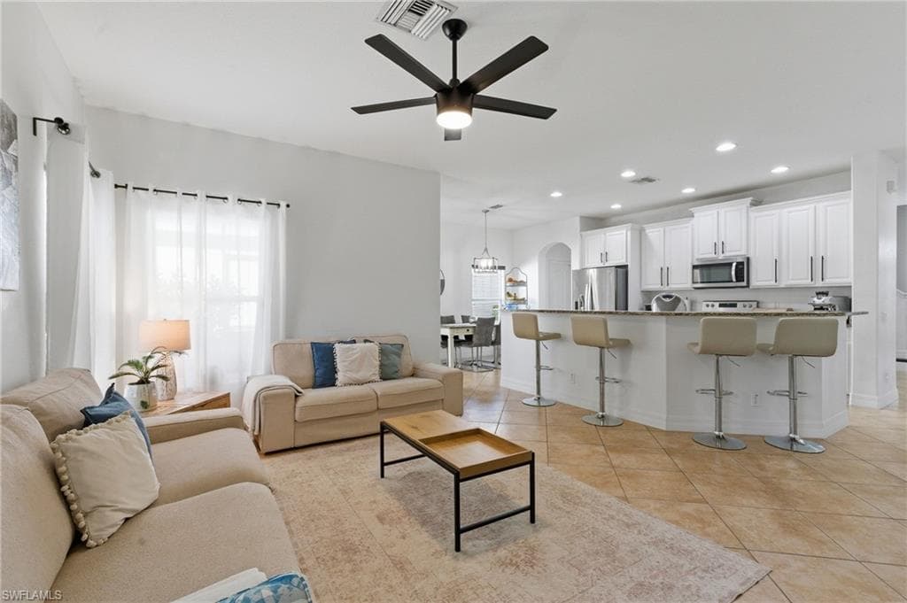 2452 Blackburn CIR-5