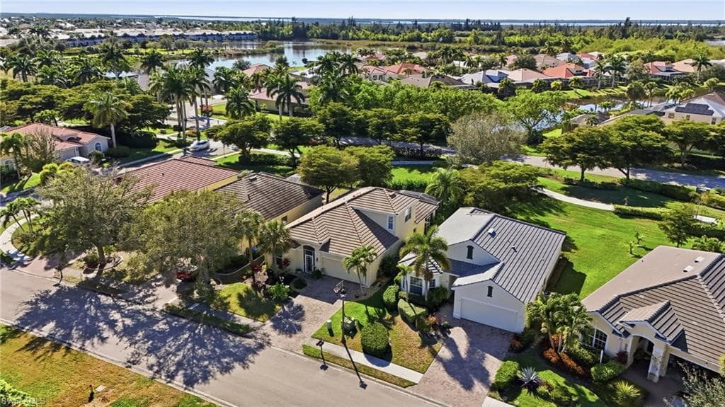 2452 Blackburn CIR-10