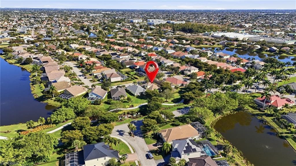 2452 Blackburn CIR-49