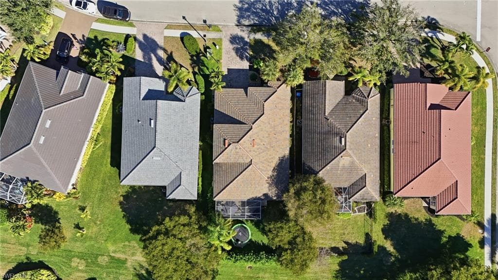 2452 Blackburn CIR-48