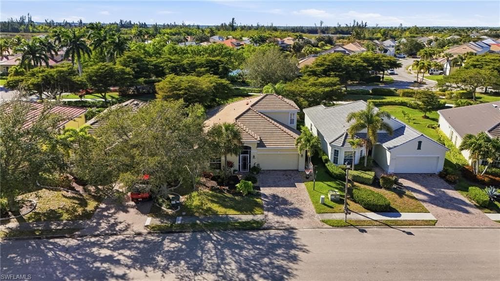 2452 Blackburn CIR-4