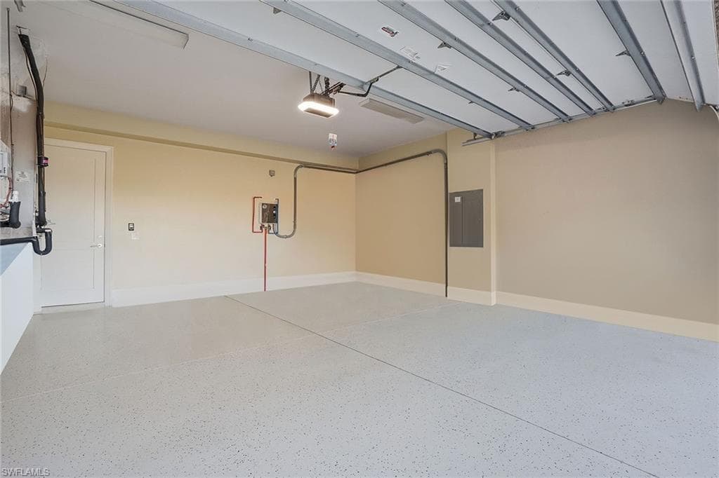 2867 Coco Lakes DR-28